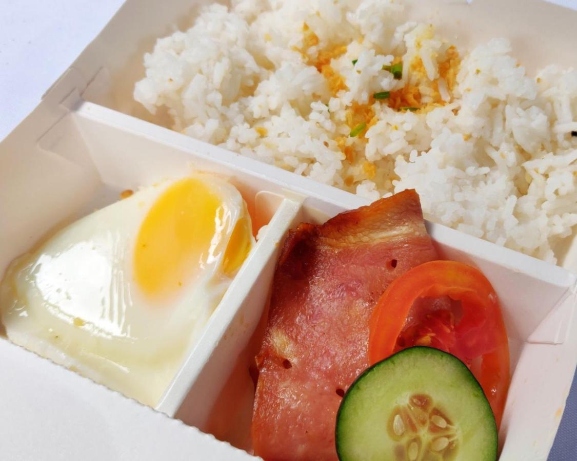 Paranaque City 马尼拉国际机场一号航站楼附近红门旅馆酒店 外观 照片