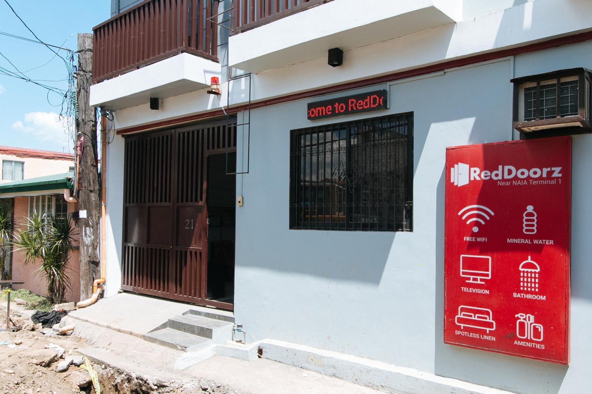 Paranaque City 马尼拉国际机场一号航站楼附近红门旅馆酒店 外观 照片