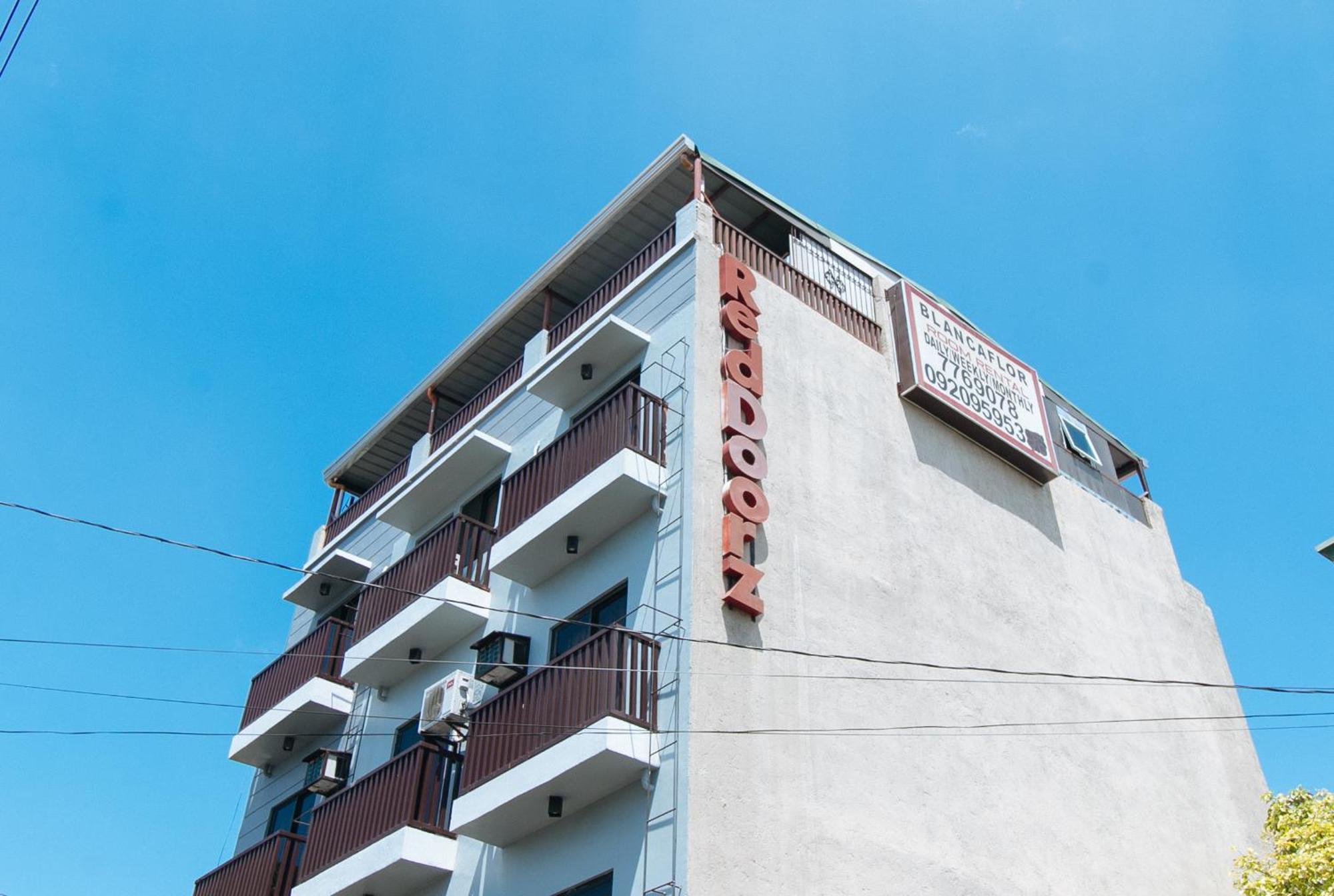 Paranaque City 马尼拉国际机场一号航站楼附近红门旅馆酒店 外观 照片